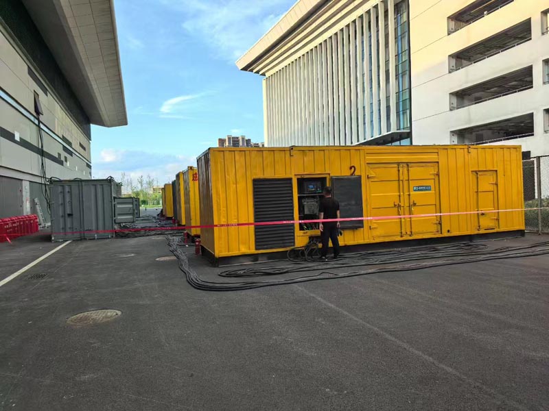 礼县柴油发电机冬季保养注意事项？