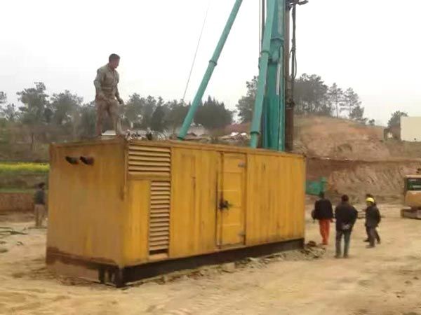 礼县如何判断水冷式机油散热器密封件是否需要更换？